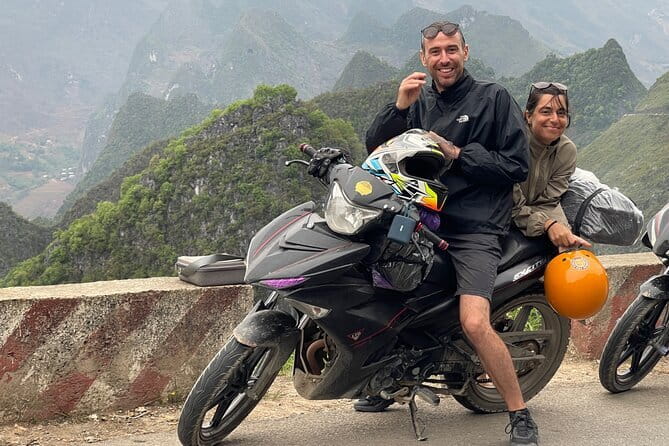 Private Transfers Ha Giang <=> Sapa One Way (Free Hotel Pickup) - Comfort, vehicle size, and what $145 buys