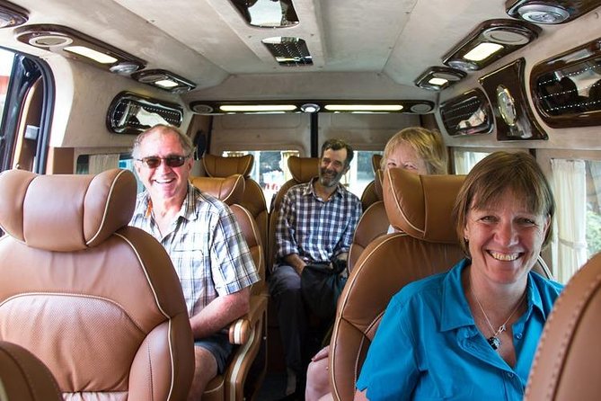 Private Transfers Hanoi <=> Halong One Way by Limousine Vehicles - Why the expressway makes a real difference