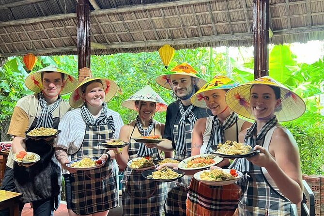 RICE PAPER Noodle Making Experience & Hoi An Cooking Class Class - Starting with pickup and a village visit