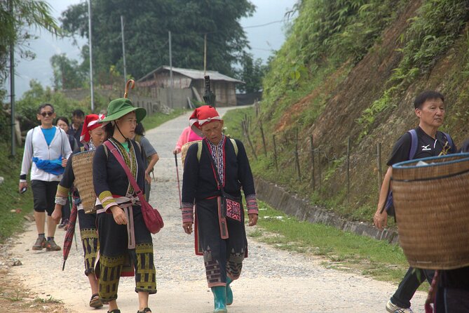 Sa Pa Full Day Trekking Tour - Y Linh Ho and the first rice terraces