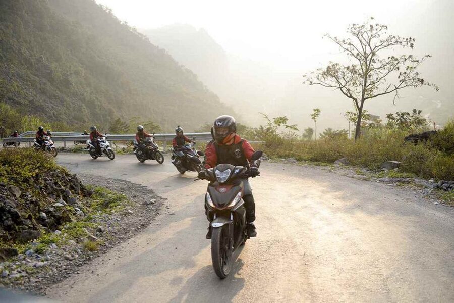 Sa Pa: Private Guided Tour on a Motorbike with Lunch - The nearly 200-meter waterfall