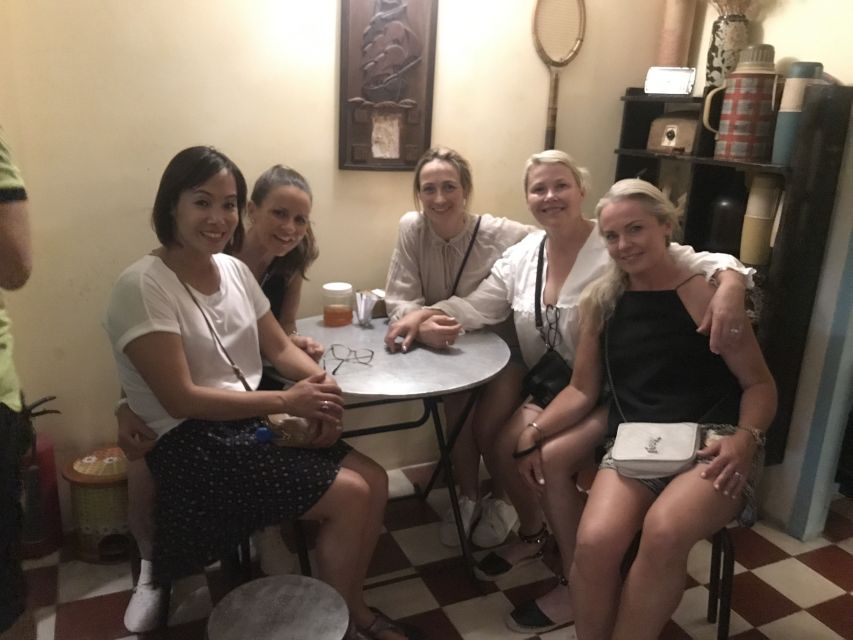 Saigon: Day-Night Sights & Local Food Tour l Female Option - District 4, the smallest district