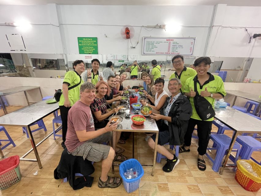Saigon: Day-Night Sights & Local Food Tour l Female Option - Thich Quang Duc Monument and Saigon’s difficult past