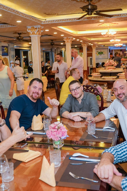 Saigon Dinner On Cruise Tour With Private Table - Key points to know before booking