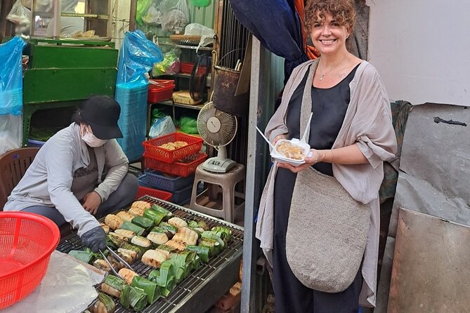 Saigon Food Tour by Scooter with Eleven Tastings - Nguyen Thien Thuat apartment buildings and Hue-style soup