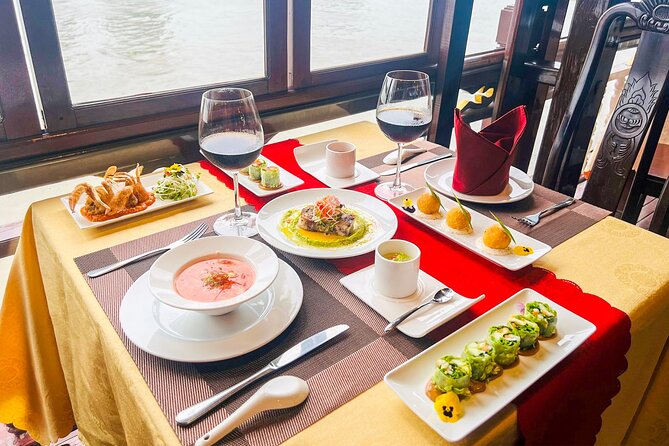 Saigon River Dinner Cruise: Buffet, Set Menu, Fine Dining (3hrs) - Choosing between buffet, set menu, and plated dinner