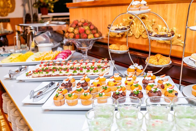 Saigon River Dinner Cruise: Buffet, Set Menu, Fine Dining (3hrs) - Who will enjoy this evening most?