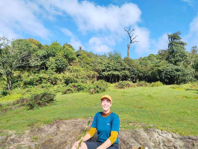 SAPA : Climb up to Fansipan mountain with LOCAL GUIDE - Lunch on the Mountain