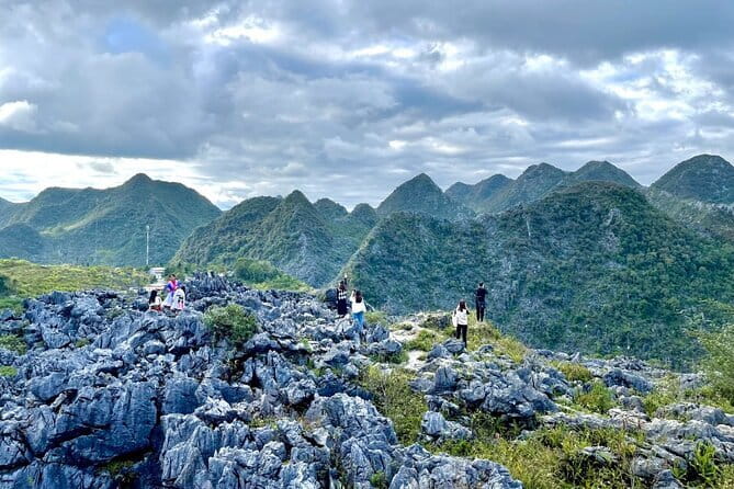 Sapa - Ha Giang Loop Tour 5 days 4 nights - Day 4: Walking through Y Linh Ho, Lao Chai, and Ta Van