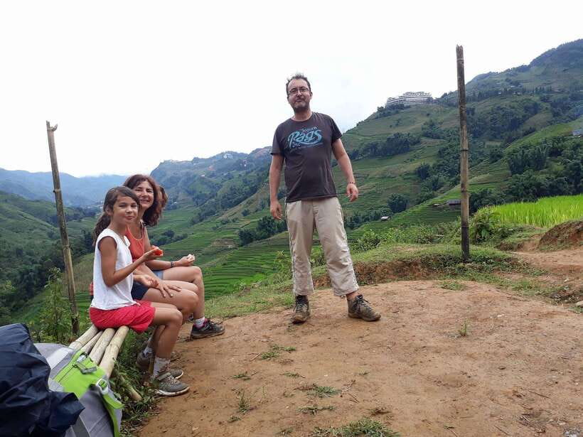 Sapa: Love Silver Waterfall, LonelyTree in Heaven-Rice Field - Walking from village paths to rice terraces