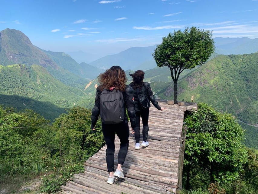 Sapa: Motorbike Tour 1 Day Visit Waterfalls & Local Villages - 8:30 AM pickup and the ride to O Quy Ho Pass