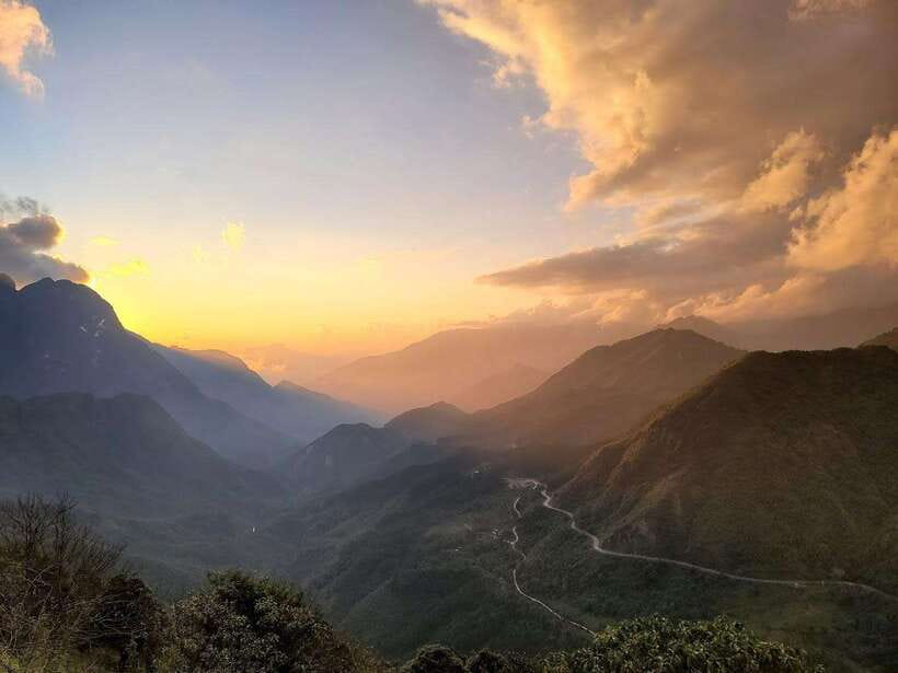Sapa: Private Highlights Day Tour with Lunch - O Quy Ho Pass is the day’s big road view