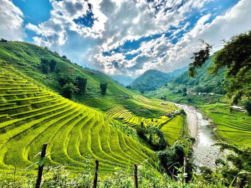 Sapa Trekking Bargains With Local Guide - Lao Chai and the included Hmong lunch