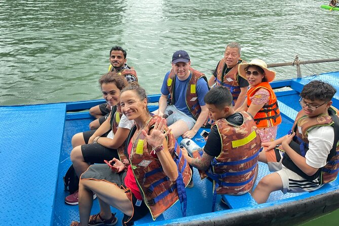 Sea Lion Luxury 5-Star Halong Day Cruise,Buffet Lunch,Shuttle Bus - Buffet lunch and the sunset party