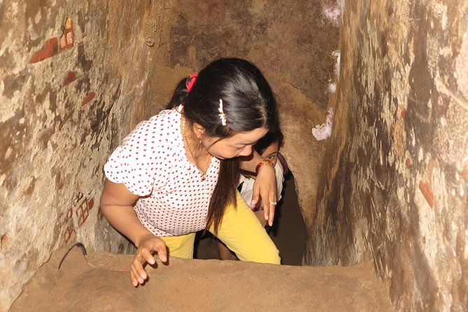 Small-Group 1-Day Tour: Cu Chi Tunnels & Mekong Delta - The long transfer toward My Tho