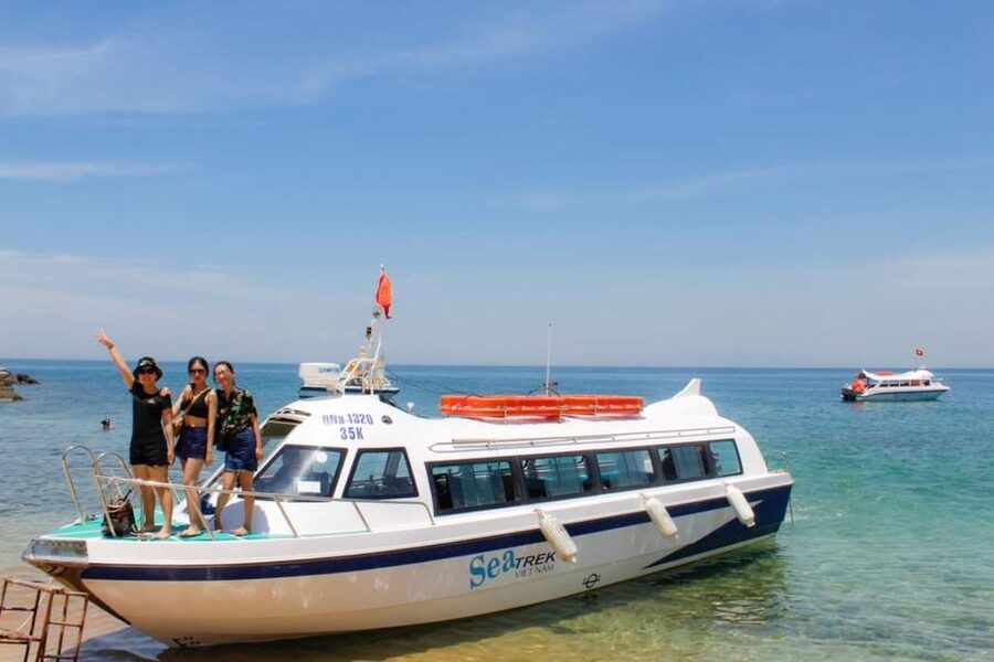 Snorkeling Cham Island: Snorkeling Tour by Speed Boat - Practical packing and comfort advice