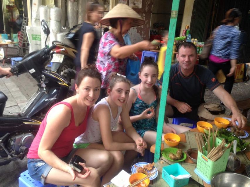 Street Food Tour Hanoi and Train Street Experience - Meeting at 31 Lo Su Street