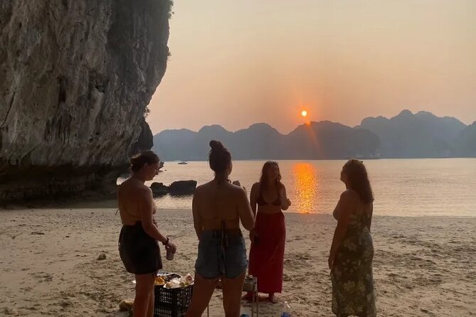 Sunset and Plankton Bioluminescent Night Kayak Lan Ha Bay - Kayaking before and after dark
