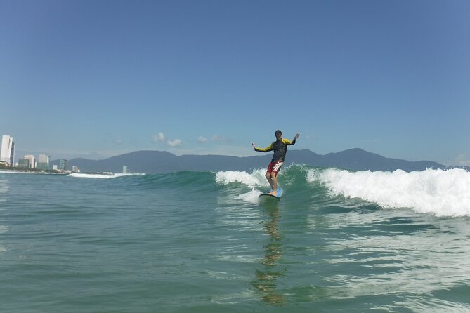 Surf Lessons - The first 20 minutes: learning on land