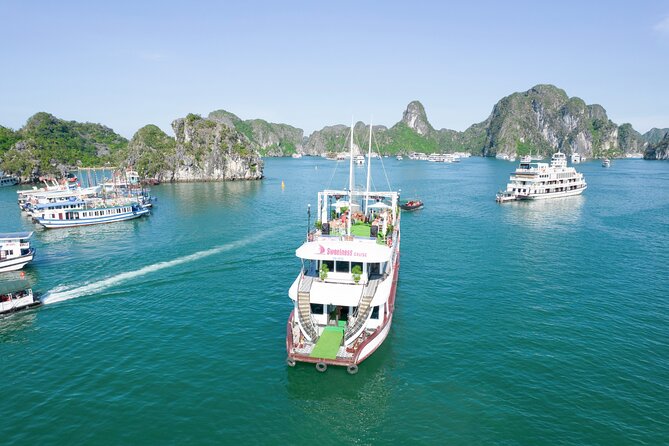 Sweetness Cruise Ha Long Bay: Caves, Kayaking, Swimming & Lunch - Kayaking or a bamboo boat at Luon Cave