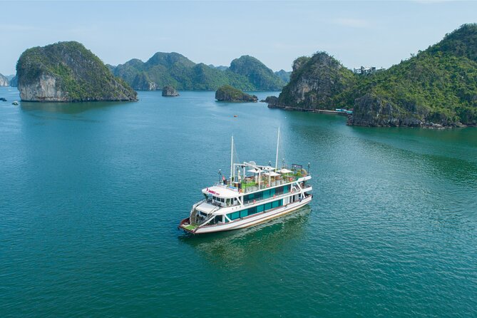 Sweetness Cruise Ha Long Bay: Caves, Kayaking, Swimming & Lunch - Sunset, fruit, music, and the Jacuzzi