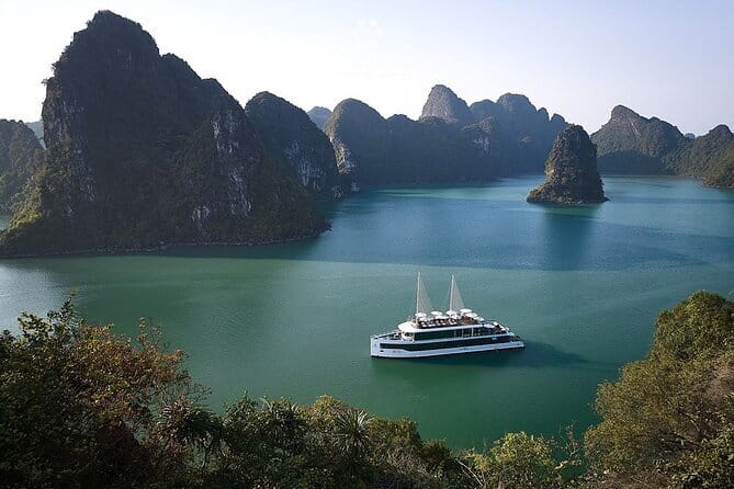 Taliya Day Cruise: Top Luxury Tour in Halong Bay & Lan Ha Bay - Who will enjoy this cruise most