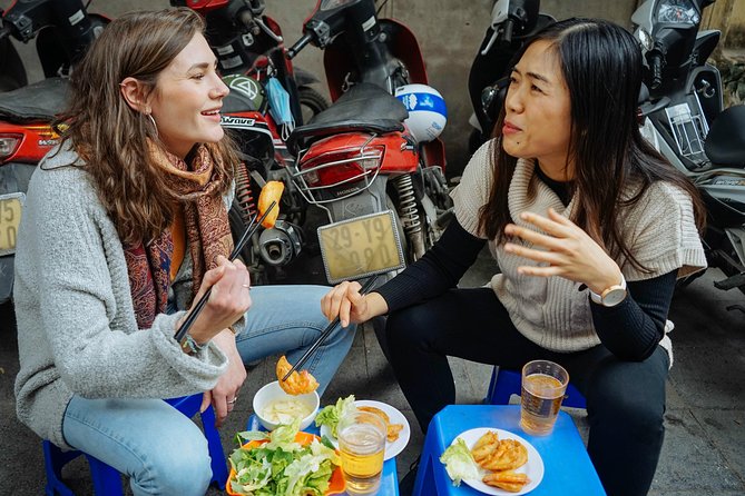 The 10 Tastings of Hanoi With Locals: Private Street Food Tour - Ba Da Temple and the first Old Quarter stories