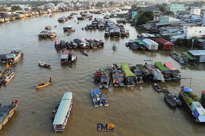 The hidden Fabulous Floating Market and Small Canal - Hammock coffee at 8:00 a.m.