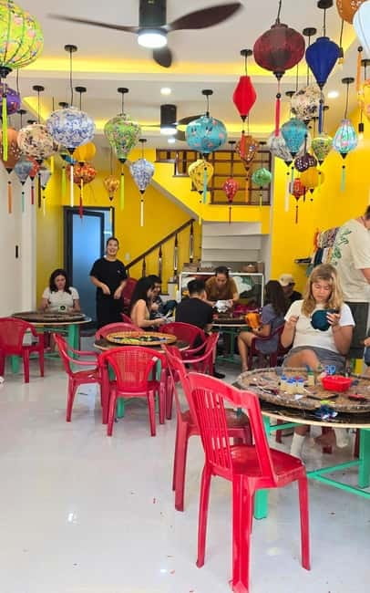 The Lantern Lady: Traditional Lantern Class in Old Town - Key points at a glance