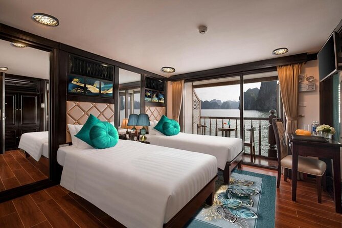 TOP TIER: 3 DAYS/2 NIGHTS tours- LIKE ABOSS on beautiful cruises - The cabin and boat: comfort, but not five-star certainty