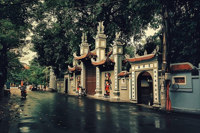 Tour Package Hanoi City - Halong Bay 2 Days 1 Night - The Hanoi hotel night and the value of a ready-made plan