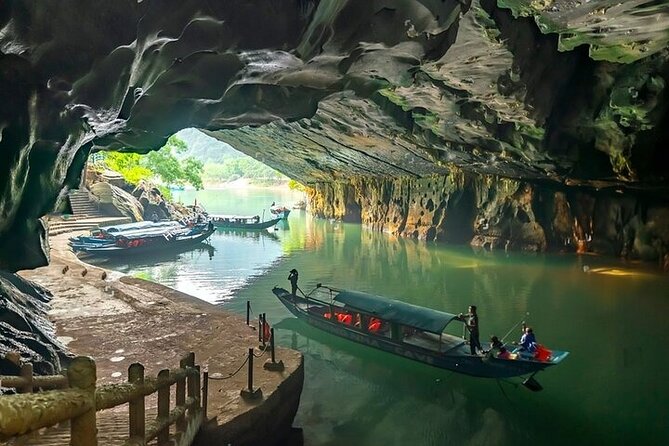 Tour Phong Nha Cave Dragon Boat Half Day - Inside Phong Nha Cave: 300 meters of rock and water