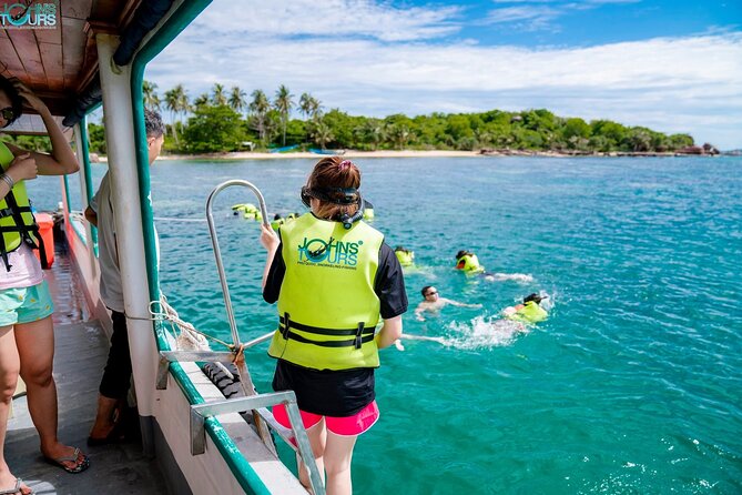 Trip 3 : 3 Islands by boat - Lunch on board, with one important dietary warning