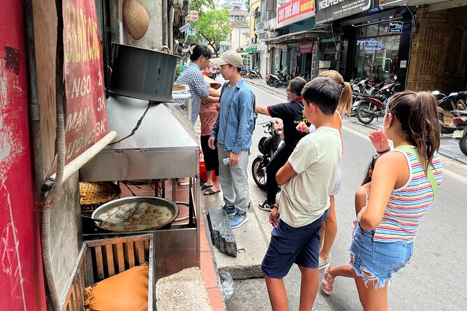 Vegan Street Food & Stories of Hanoi - Food portions, variety, and what you may taste