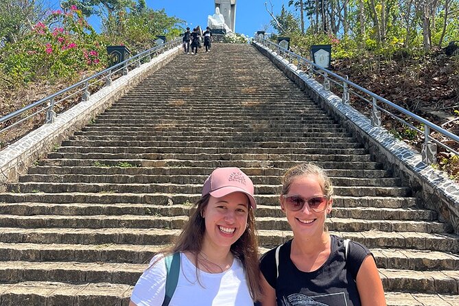 Vung Tau Essential: Beach, Christ Statue & Colonial Heritage - Lunch: a useful taste of coastal Vietnamese food