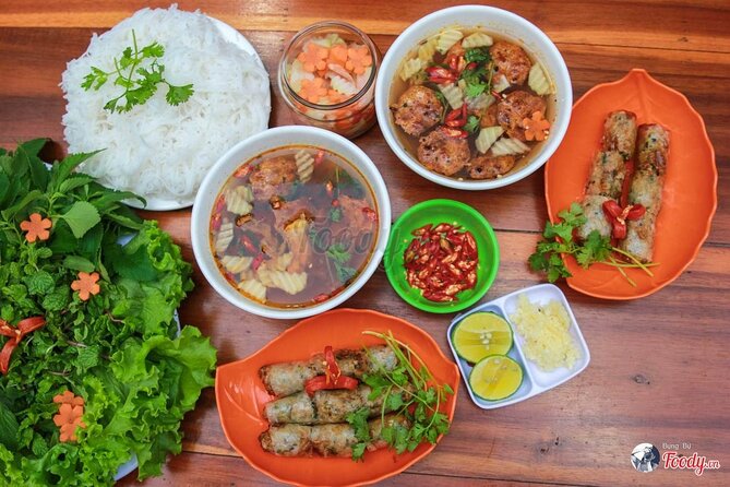 Walking Street Food Tour in Hanoi and Train Street - Starting on Hang Bong Street